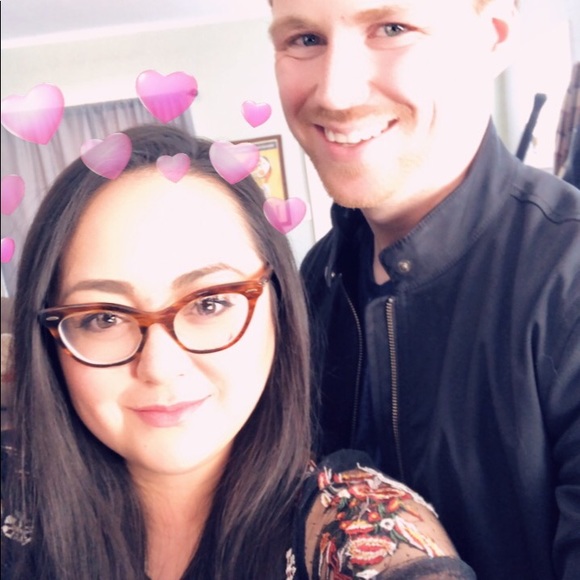 Meet your Posher, Desiree - Picture 1 of 1